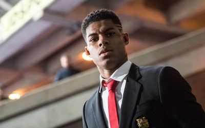 九体育独家-津琴科和萨卡连线美如画